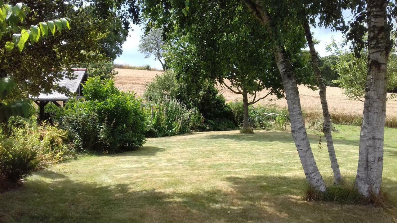 Gite Kerblouc'H Quemper-Guézennec Exteriör bild